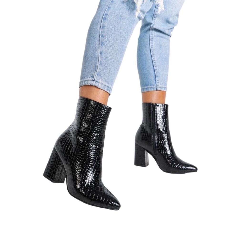 Boo Hoo Black Patent Leather Croc Block Heel Sock Boots Sz 6